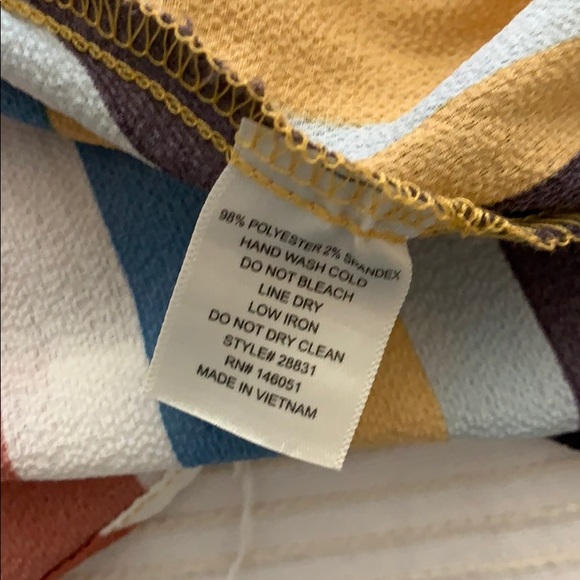 Monteau Striped Blouse - Picture 5 of 5